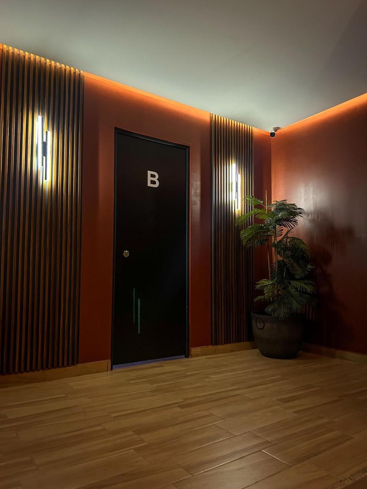 Spartacus Hostel Boutique For Men Puerto Vallarta Exterior photo