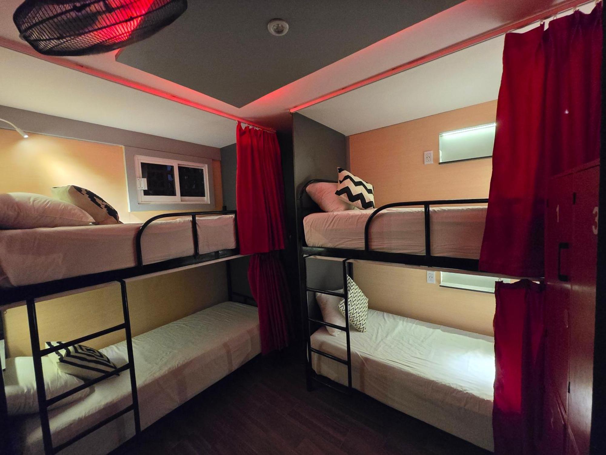 Spartacus Hostel Boutique For Men Puerto Vallarta Exterior photo
